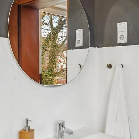 شقة Ddhomes 4 Raum 7 Betten Mit Terrasse Naehe Am Rhein أندرناخ